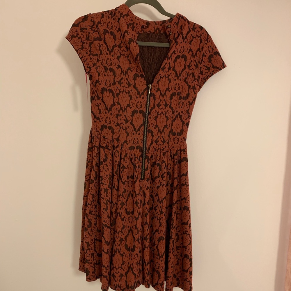 Rouge dress-xhilration